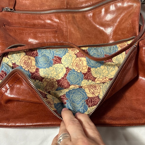 HOBO The Original Liberty Large Handbag Brown Leather Crossbody Bag - Picture 4 of 8